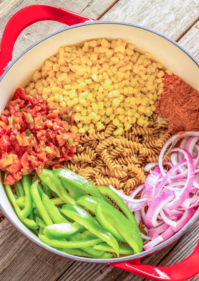 Frisches Gemüse für Taco-Pasta