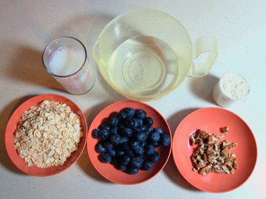 Haferflocken Vorbereitung für Frühstück