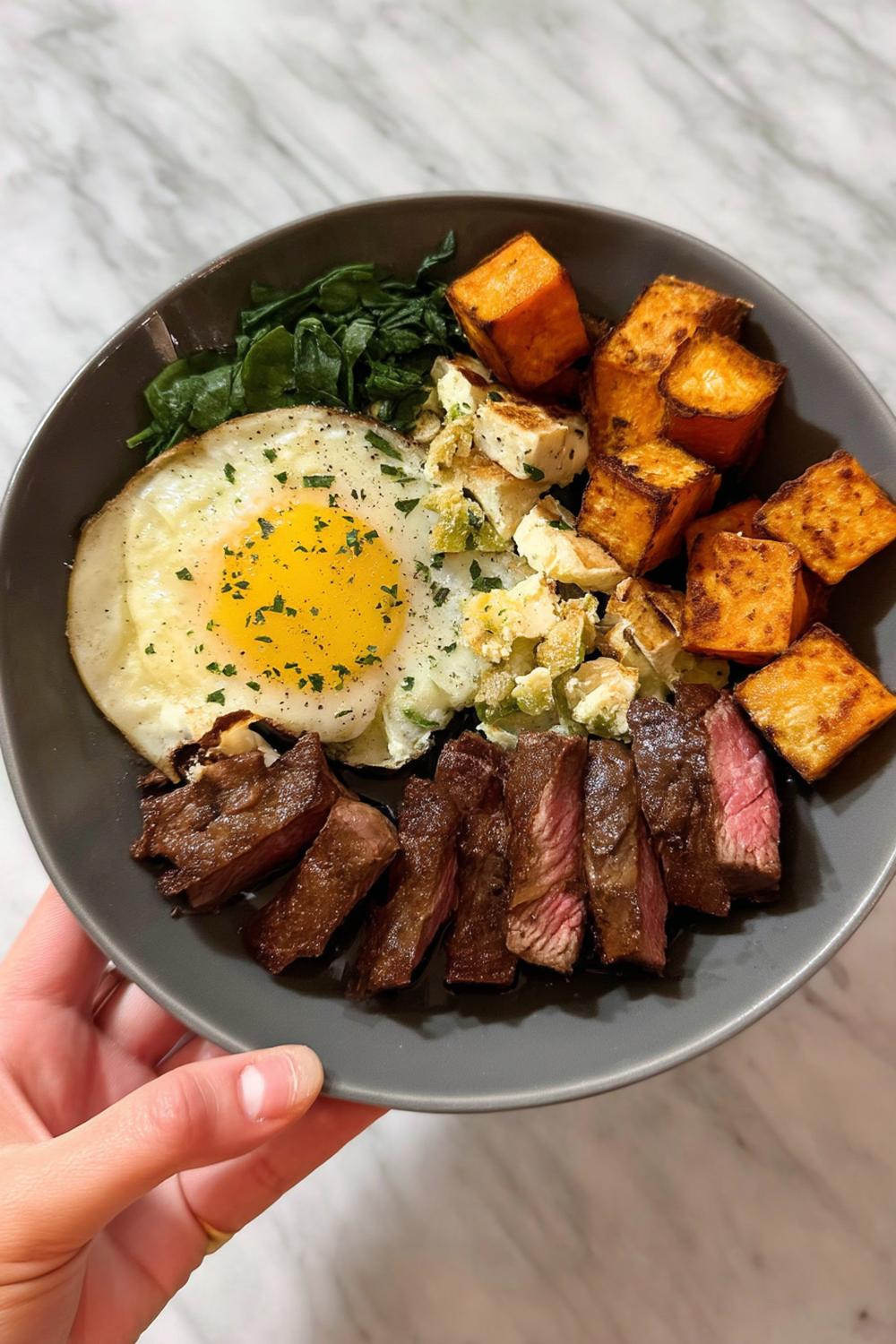 Deftige Steak-Bowl