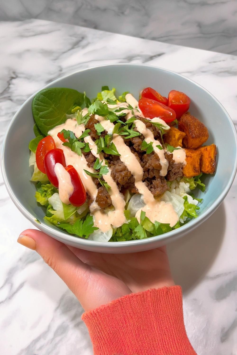 Hackfleisch-Bowl mit Süßkartoffeln