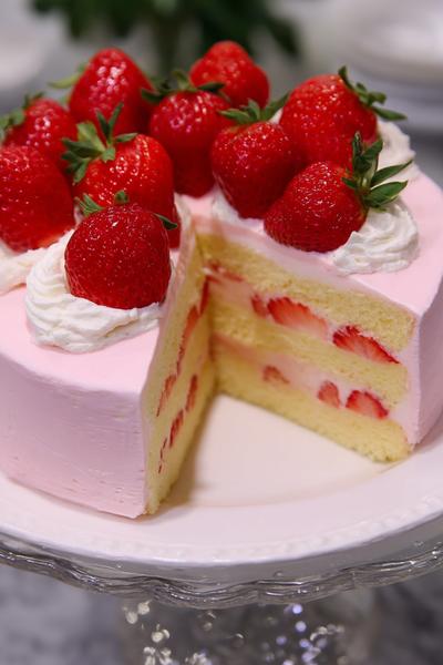 25. Schnelle Erdbeer-Sahne-Torte für Einfache Torten Rezepte schnell backen mit Biskuitboden