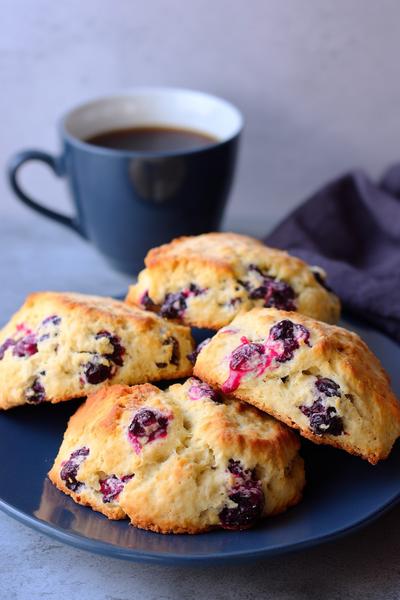 7. Vollkorn-Blaubeer-Scones für Rezepte backen einfach gesund mit zarten Rissen