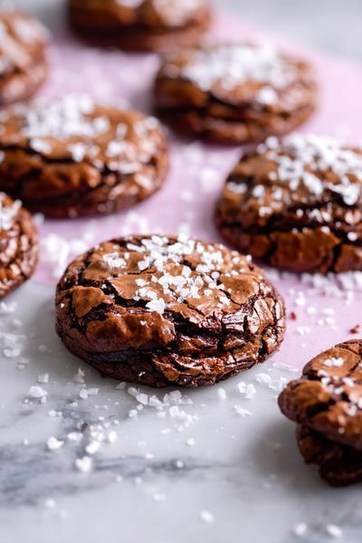 13. Kekse Rezepte Schnell Einfach Backen als Joghurt-Zitronen-Kleckse mit weichem Kern und glänzendem Guss