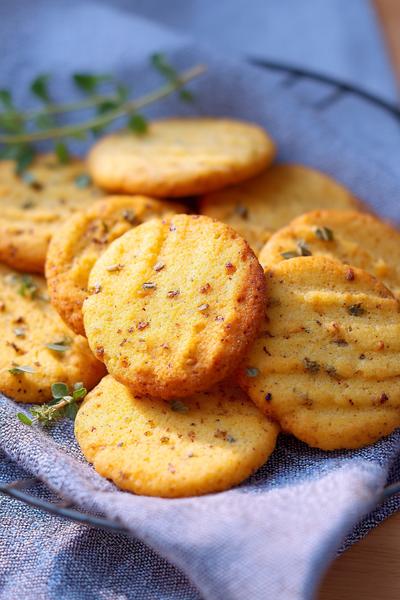 5. Thermomix-Butterkringel für Thermomix Rezepte Backen Kekse mit glatter Form und Zuckerschnee