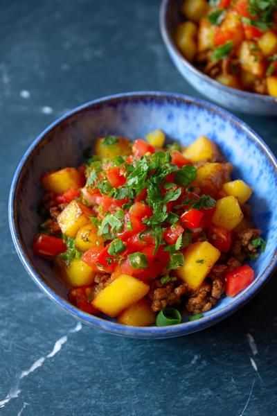 18. Kartoffel-Omelett mit Frühlingszwiebeln und Paprika for einfache gesunde rezepte mit kartoffeln ideas