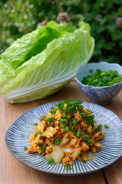 26. Chinakohl-Kartoffel-Klößchen with Chinakohl Rezepte mit Hackfleisch und Kartoffeln und Kräuterrahm