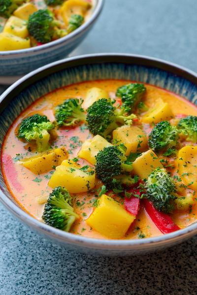 25. Kartoffel-Auflauf mit Tomaten, Mozzarella und Basilikum for rezepte vegetarisch mit kartoffeln ideas