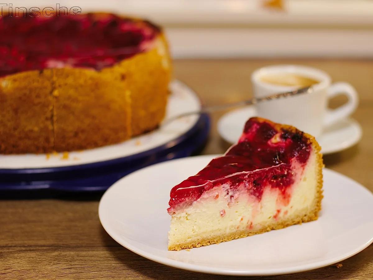 Himbeer Kuchen servieren