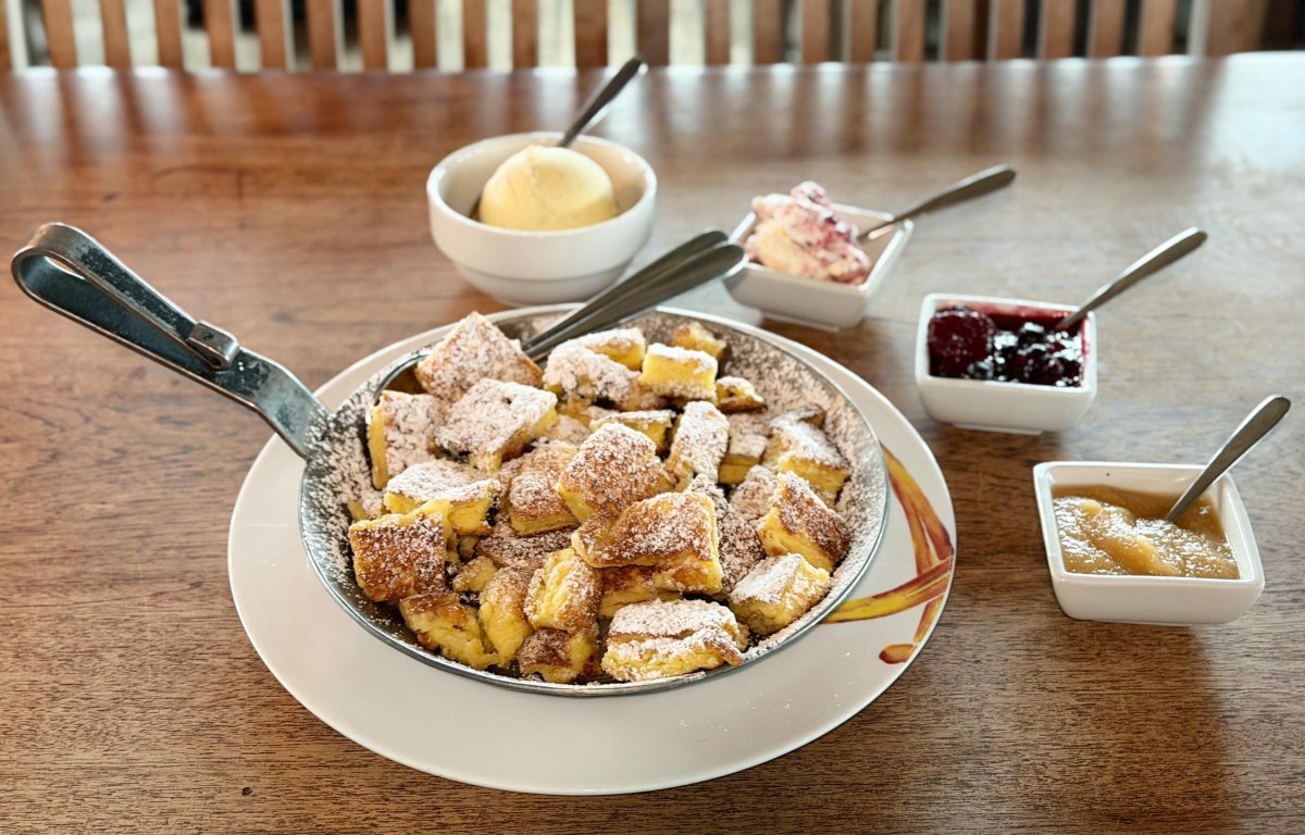 Kaiserschmarrn Pfannkuchen und Buchteln