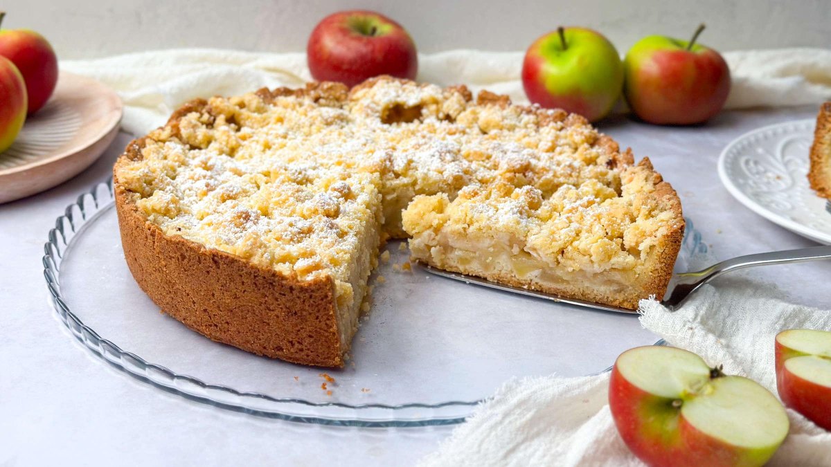 Apfelkuchen mit Butterstreuseln
