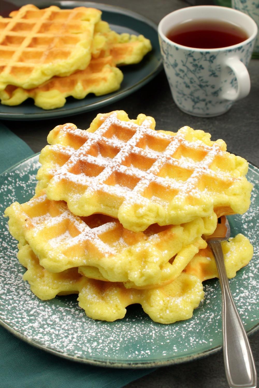Tee-Zeit mit veganen Waffeln