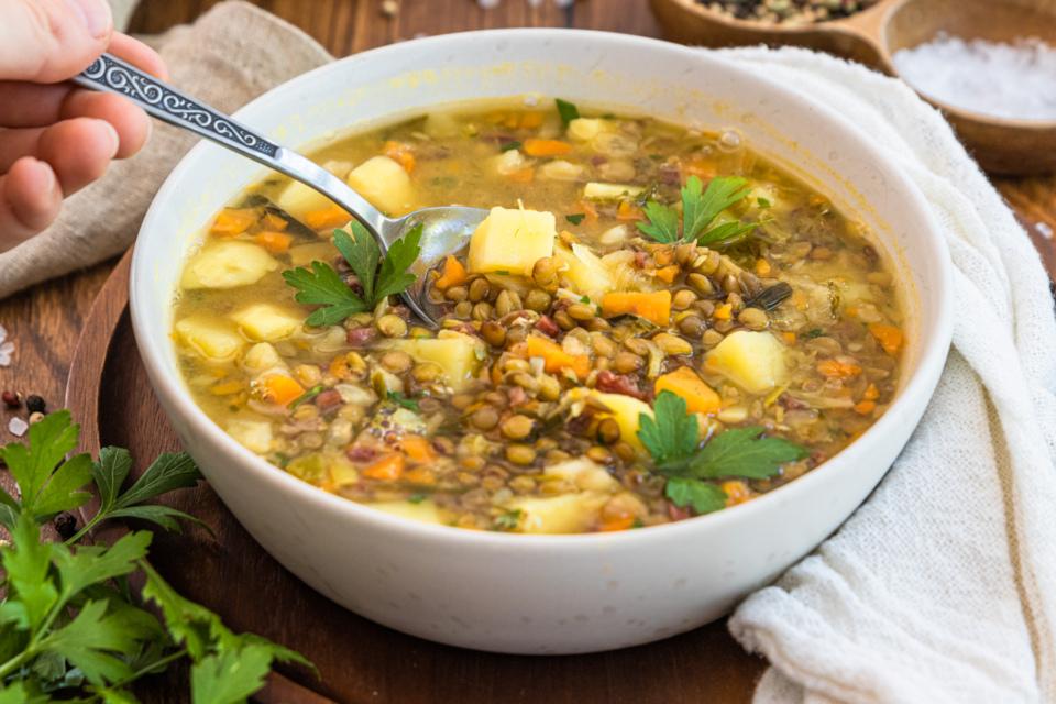 Deutsche Suppe und herzhafter Eintopf