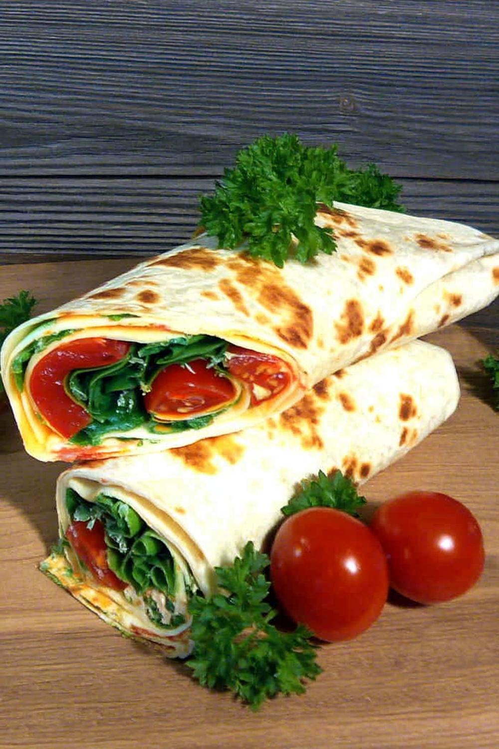 Klassische Gemüse-Käse Wraps