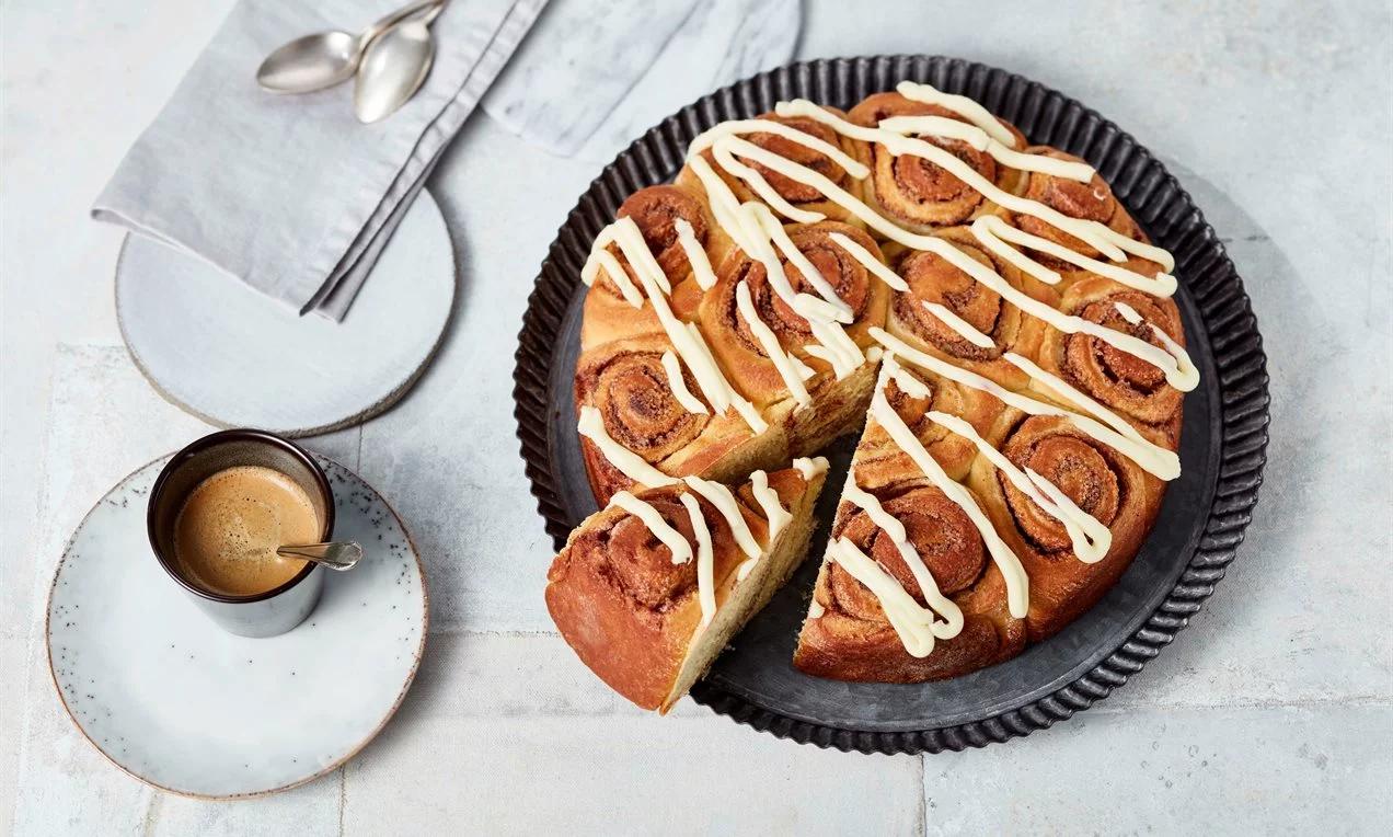 Kuchen mit Kaffee