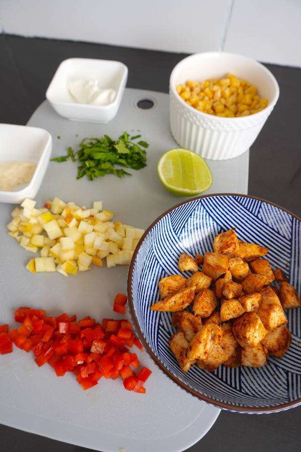Zutaten für Hähnchen Mais Salat
